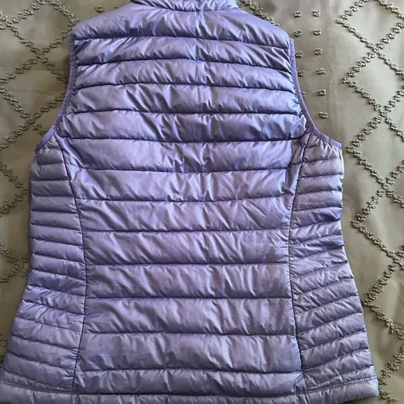 Patagonia Lavender Quilted Down Vest with Teal Trim - Picture 2 of 3
